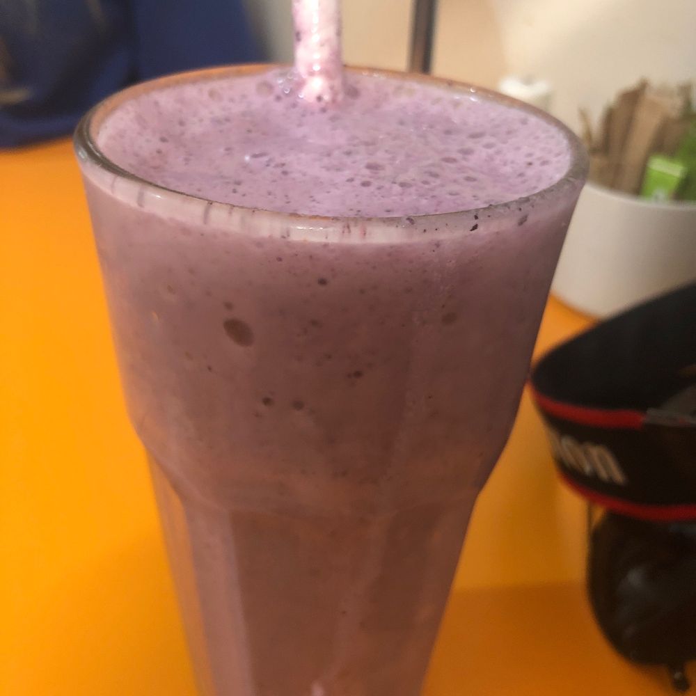 Belle Vue Cafe - Berry smoothie - Restaurants Near Me - Warwick, QLD Belle Vue Cafe - Berry smoothie - Restaurants Near Me - Warwick, QLD