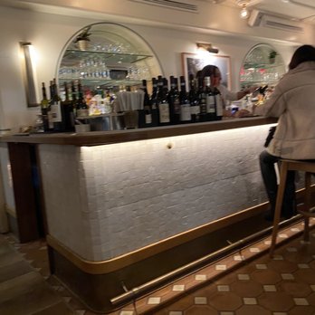 La Pecora Bianca SoHo - nice bar - Mediterranean Near Me - New York, New York La Pecora Bianca SoHo - nice bar - Mediterranean Near Me - New York, New York