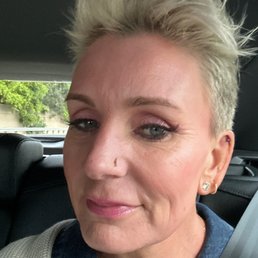 Eye brow wax Eye brow wax