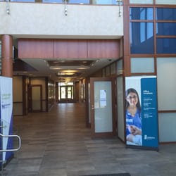 Northwestern Medicine Family Medicine - Aurora - Entrance