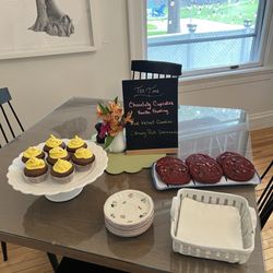 Hearthside Inn - Tea time (always two drink options and two forms of baked goods set out)