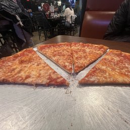 NY style cheese.  Great crust.  No flop.