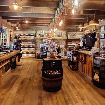 Leiper's Fork Distillery - Gift shop - Distilleries Near Me - Franklin, Tennessee Leiper's Fork Distillery - Gift shop - Distilleries Near Me - Franklin, Tennessee