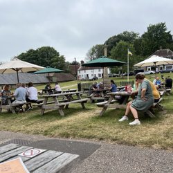 Tiger Inn - Outdoor seating