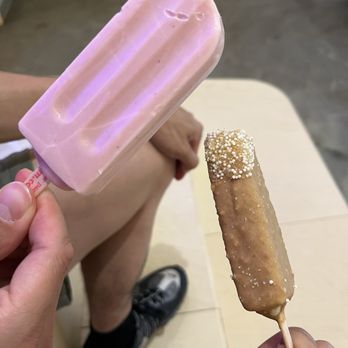 Pretty Cool Ice Cream - Strawberry Bar - Ice Cream & Frozen Yogurt Near Me - Chicago, Illinois Pretty Cool Ice Cream - Strawberry Bar - Ice Cream & Frozen Yogurt Near Me - Chicago, Illinois