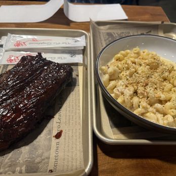 'Que - Barbeque Near Me - Santa Barbara, California