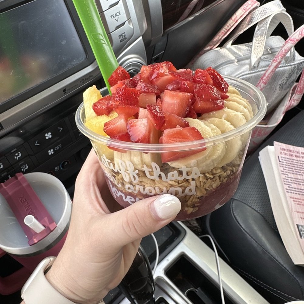 the Everbowl with pineapples instead of blueberries the Everbowl with pineapples instead of blueberries