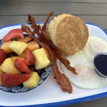 Biscuit Belly - St Matthews - Belly Board - Breakfast & Brunch Near Me - Louisville, Kentucky Biscuit Belly - St Matthews - Belly Board - Breakfast & Brunch Near Me - Louisville, Kentucky
