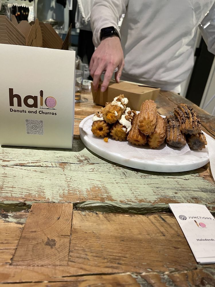 HALO DONUTS AND CHURROS Updated September 2024 315 Photos 421 12