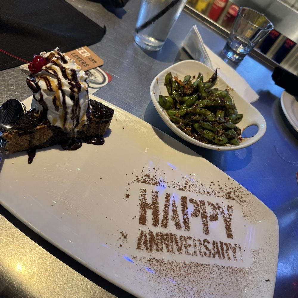 Yard House - Spicy garlic edamame - New American Near Me - Carlsbad, California