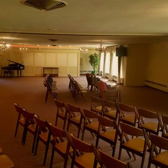 Schilling Funeral Home & Cremation - Main Chapel - Funeral Services & Cemeteries Near Me - Sterling, Illinois Schilling Funeral Home & Cremation - Main Chapel - Funeral Services & Cemeteries Near Me - Sterling, Illinois
