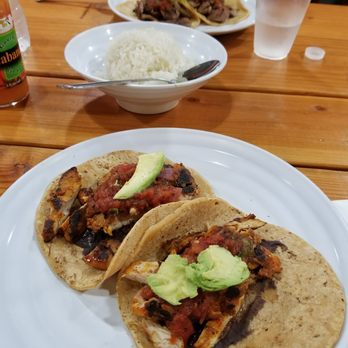 Chichen Itza Restaurant - Mexican Near Me - Los Angeles, California