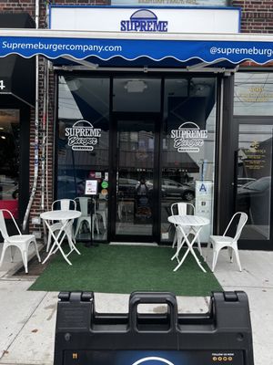 Supreme Burger Company by null