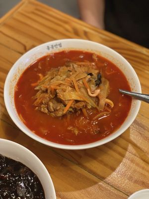 Paik's Noodle by null