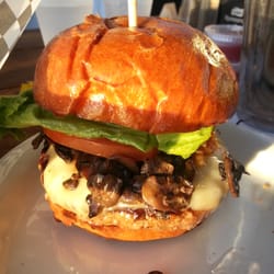 Boulevard Burger - Yum