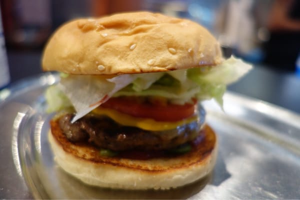 Huxtaburger Collingwood by null