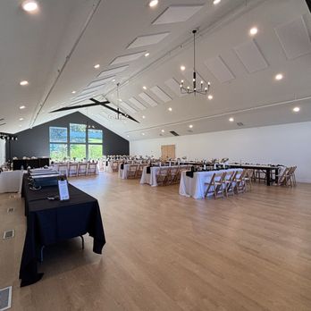 Reeds & Rushes - Dining Hall - Venues & Event Spaces Near Me - Howard Lake, Minnesota Reeds & Rushes - Dining Hall - Venues & Event Spaces Near Me - Howard Lake, Minnesota