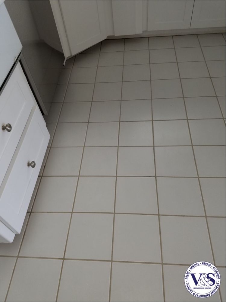 Slide of V&S Maintenance and Remodeling