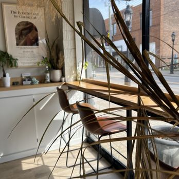 Chasing Cali Collective - Coffee & Tea Near Me - Cincinnati, Ohio