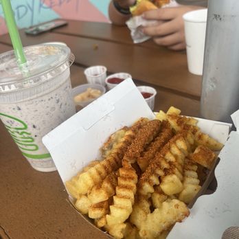 Shake Shack Long Beach - Burgers Near Me - Long Beach, California Shake Shack Long Beach - Burgers Near Me - Long Beach, California