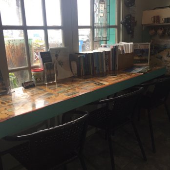 Rockport Daily Grind - Reading today? Pull out a chair and stay awake with great brew! - Coffee & Tea Near Me - Rockport, Texas Rockport Daily Grind - Reading today? Pull out a chair and stay awake with great brew! - Coffee & Tea Near Me - Rockport, Texas