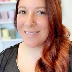 Bombshells by Melissa - Red Balayage