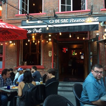 Q-de-Sac - Front dining - Gastropubs Near Me - Quebec City, Quebec Q-de-Sac - Front dining - Gastropubs Near Me - Quebec City, Quebec