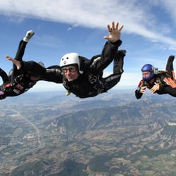 Ecole de parachutisme - Chute libre, formation a la chute libre