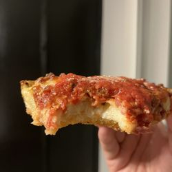 Sheldons Street Pizza - Sauce is good flavor