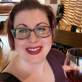 Sheehan Winery Old Town Tasting Room - Wine Tasting Room Near Me - Albuquerque, New Mexico