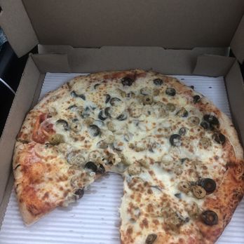The Red Pepperoni - Ultimate Veggie - Pizza Near Me - Madison, Indiana The Red Pepperoni - Ultimate Veggie - Pizza Near Me - Madison, Indiana