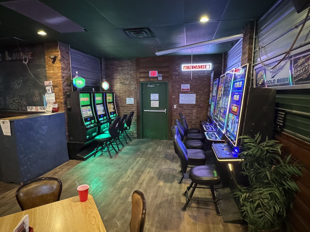 1st Avenue Lounge Bar & Grill - wedding in Lincoln, NE