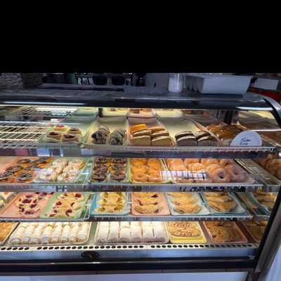 La Familia Bakery 2 by null