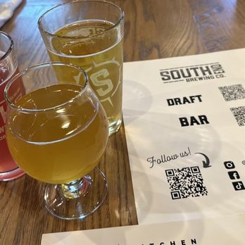 South End Brewing - Blueberry seltzer, the lightest thing we have, and the crazy talk - American Near Me - Boone, North Carolina