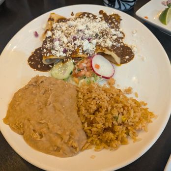 Tres Amigos - Mole - Food Trucks Near Me - Flagstaff, Arizona Tres Amigos - Mole - Food Trucks Near Me - Flagstaff, Arizona