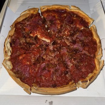 Giordano's - Meat and More Meat Deep Dish Pizza - Pizza Near Me - Chicago, Illinois Giordano's - Meat and More Meat Deep Dish Pizza - Pizza Near Me - Chicago, Illinois