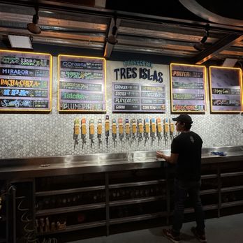 Cerveceria Tres Islas - Breweries Near Me - Mazatlán, SIN