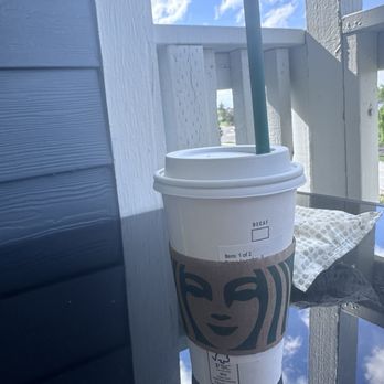 Starbucks - Coffee to go - Coffee & Tea Near Me - Centennial, Colorado Starbucks - Coffee to go - Coffee & Tea Near Me - Centennial, Colorado