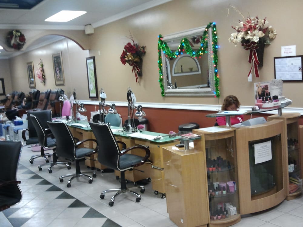 UNIQUE NAILS Updated August 2024 555 Lapalco Blvd, Gretna