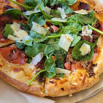 The Grist - Italian butcher pizza (lots of meat) - Breweries Near Me - Niagara-on-the-Lake, Ontario The Grist - Italian butcher pizza (lots of meat) - Breweries Near Me - Niagara-on-the-Lake, Ontario