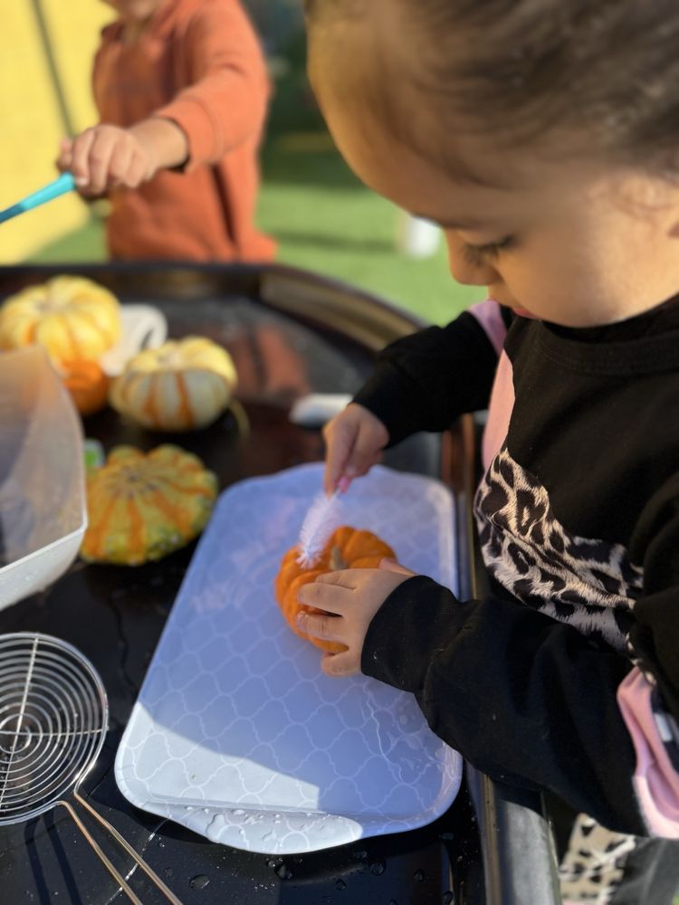 Gateway Family Daycare & Home Preschool - childcare center in Bellflower, CA