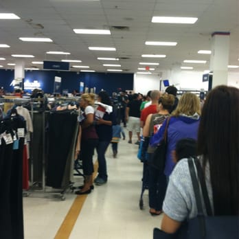 Marshalls - Be prepared for extremely long, multi-loop lines at this Marshalls. Registers are way up there in the blue area! - Department Stores Near Me - Long Island City, New York