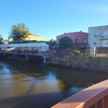 Seared - Riverfront - Seafood Near Me - Petaluma, California Seared - Riverfront - Seafood Near Me - Petaluma, California