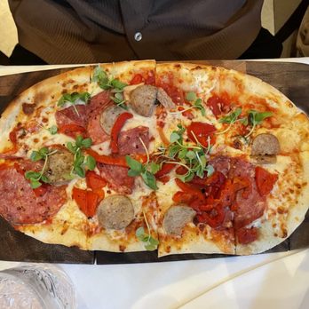 CIRCA at Clarendon - Rustic Italian flatbread - New American Near Me - Arlington, Virginia CIRCA at Clarendon - Rustic Italian flatbread - New American Near Me - Arlington, Virginia