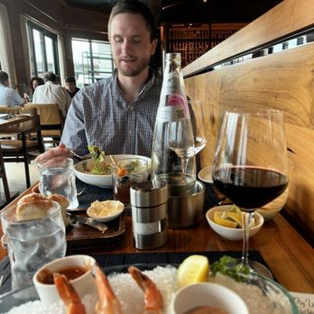 1000 NORTH - Shrimp, street corn salad - Bars Near Me - Jupiter, Florida