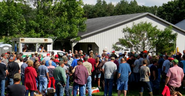 Vander Kolk Auction & Appraisal