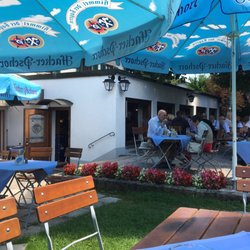Gasthof Drei Rosen - Biergarten im Hinterhof