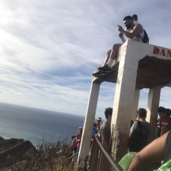 Diamond Head State Monument - This guy lol - after a big night he still seedy - Parks Near Me - Honolulu, Hawaii