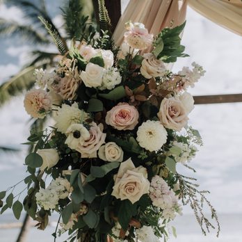 Dellables - Floral Designers Near Me - Kula, Hawaii