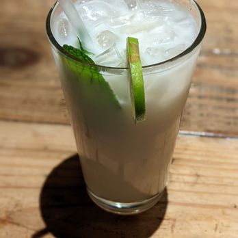 Restaurant Gish - Pear Ginger Rice Wine - 4/5 - New American Near Me - Santa Clara, California Restaurant Gish - Pear Ginger Rice Wine - 4/5 - New American Near Me - Santa Clara, California